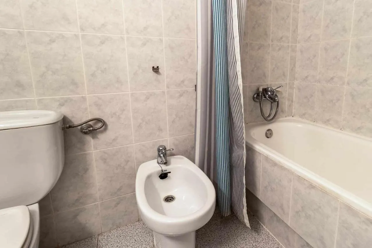 Cau Del Llop 76 Apartamento Piscina Comunitaria Apartment Girona 0*,  Spain